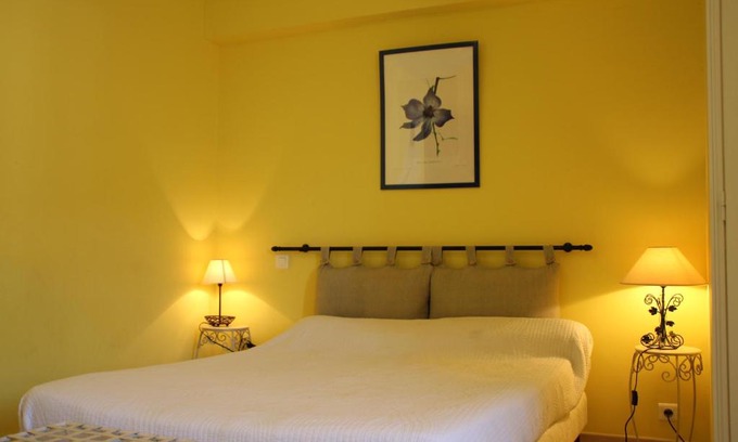 Aups Hotel | Le Provençal