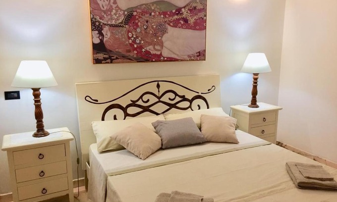 Galatone Apartment | Le Rose Suite Apartments