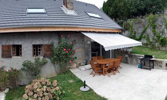Aiton House | LE SARTOZ - AITON - Gîte