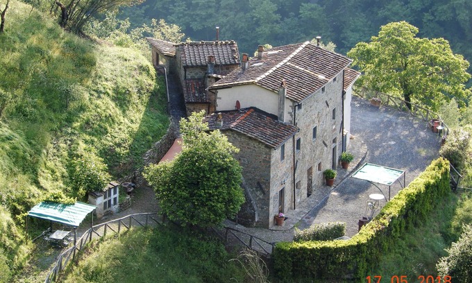 Pietrabuona House | Le Stalle del Podere Sondino - apartment for 2 people