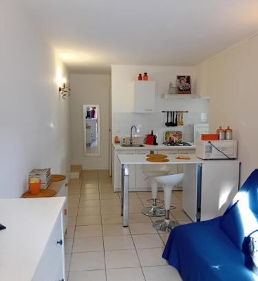 Cavaillon Apartment | Le studio