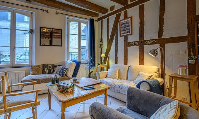 Vannes Apartment | Le Tobago - Bel Appartement lumineux près du port de Vannes