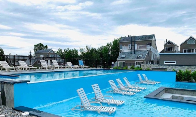 Beaupre Condo | Le Viola au Mont Ste-Anne, Parc aquatique INCLUS