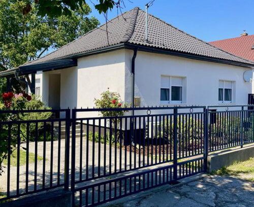 Siofok House | Leander House