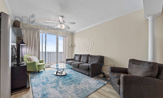 Gulfport Condo | Legacy Tower 2 #1106 Overlooks the beautiful Gulf of Mexico!