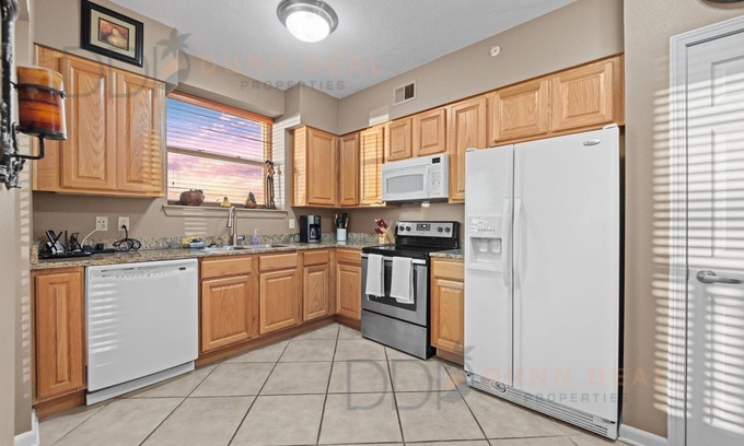 Gulfport Condo | Legacy Tower II #609 in Gulfport, Mississippi