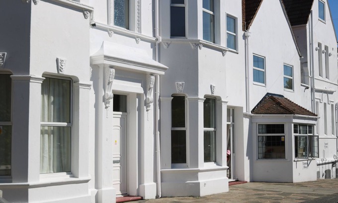 Folkestone House | Lennard House