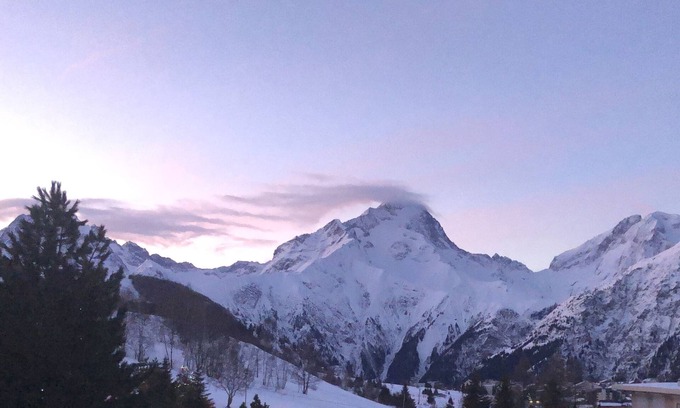 Mont-de-Lans Apartment | Les 2 Alpes - Beautiful studio, facing south, at the foot of the slopes.