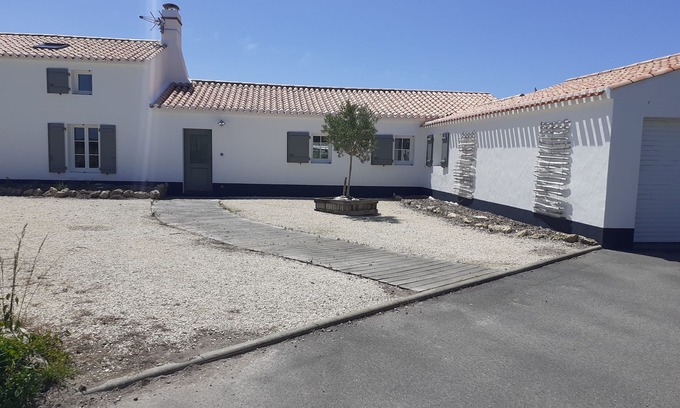 Noirmoutier-en-l'Ile House | "Les Aveineries" in Noirmoutier au Vieil