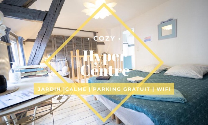 Old Town Apartment | Les Cieux de la Cathédrale - Calme - Jardin - Wifi