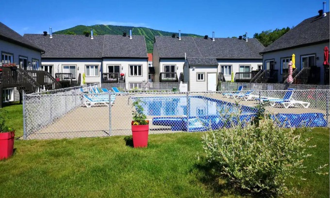 Beaupre Apartment | Les Condos de la Montagne 1