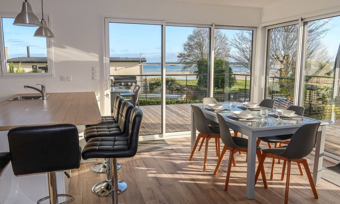 Plouneour-Trez House | Les Dunes by Interhome