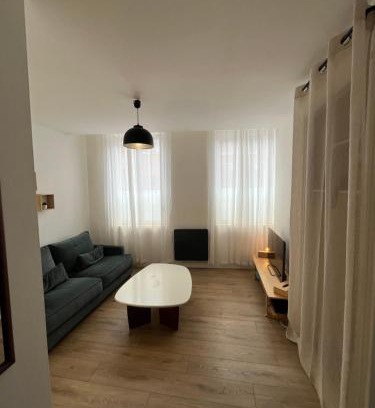 Sainte-Anne - Faubourg Noyon Apartment | Les horizons de Jules