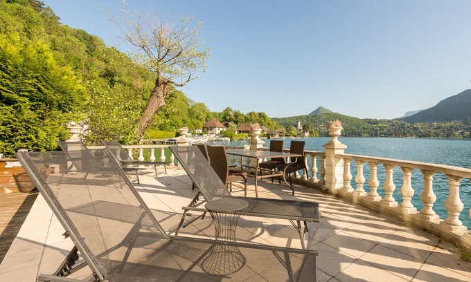 Duingt Apartment | LES LIBELLULES - UNIQUE : Accès direct au Lac !