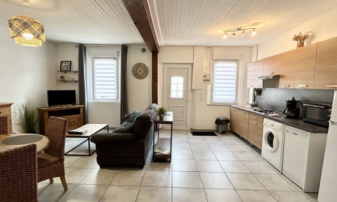 Le Crotoy House | Les Lilas de Mer, Charmant Gîté Pour 4 Personnes Avec Jardin en Centre-ville