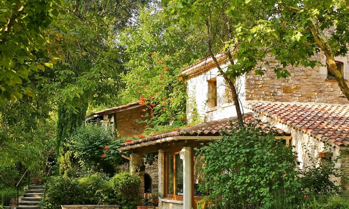 Sigonce House | Les Maisons de Chante Oiseau