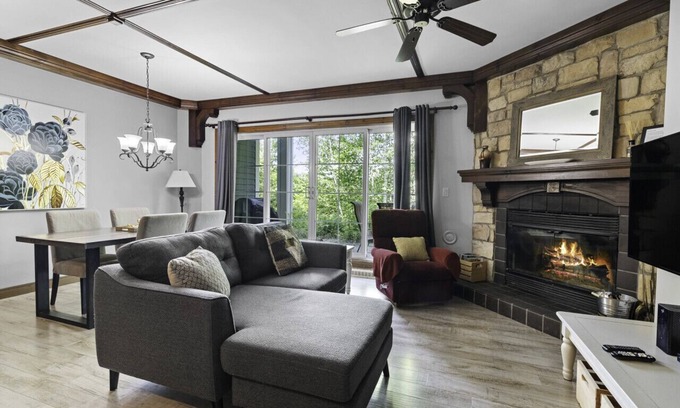 Mont-Tremblant Condo | Les Manoirs w/Pool & Hot Tub near Village (120-7)