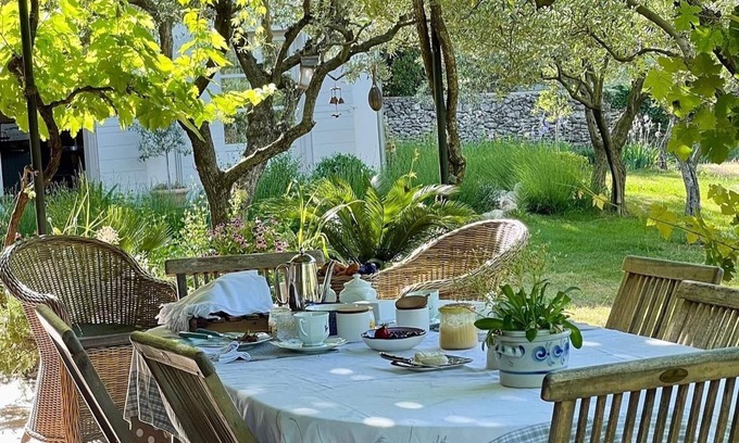 Uzes House | Les Olivettes charming farmhouse in Uzès a few minutes from the center