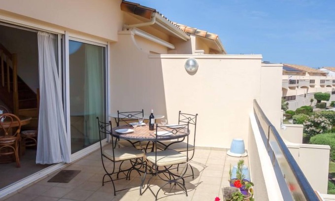 Saint-Cyprien Plage Apartment | Les Reflets by Interhome