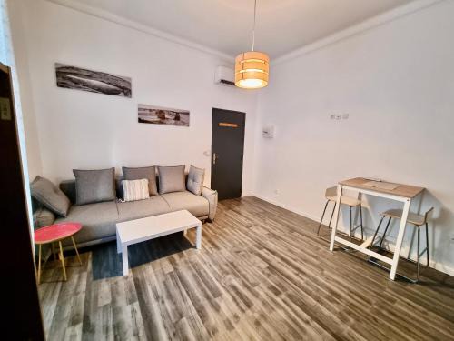 Avignon Apartment | Les Saules Studio Wifi Clim Gare Centre