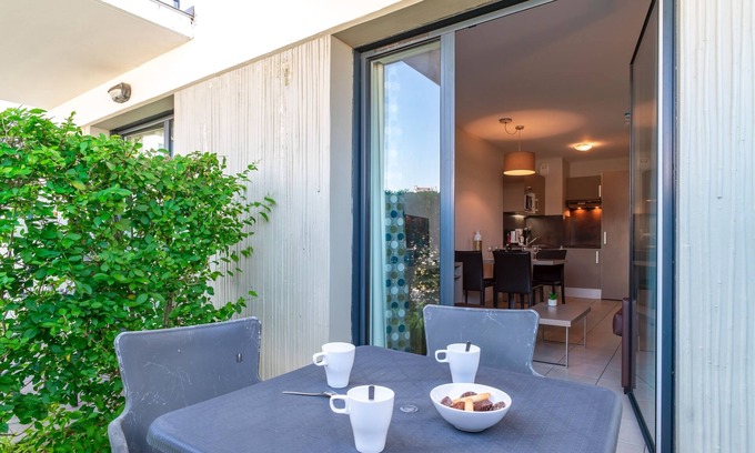 Concarneau Apartment | Les Thermes 508 - Appt avec piscine partagée