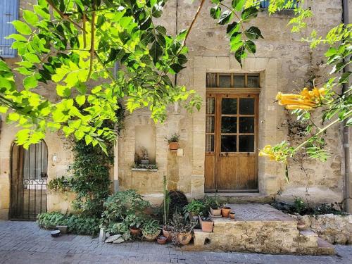Lauris House | Les voûtes du vieux village