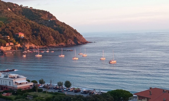 Levanto Apartment | LEVANTO-5 TERRE- NEW - 50 M FROM THE IDEAL BEACH FOR MTB/TREKKING LOVERS