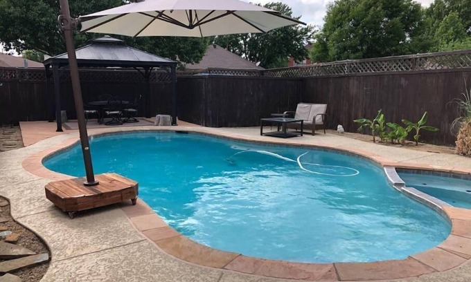Lewisville House | Lewisville -Home Away From Home - Pool/Spa Retreat