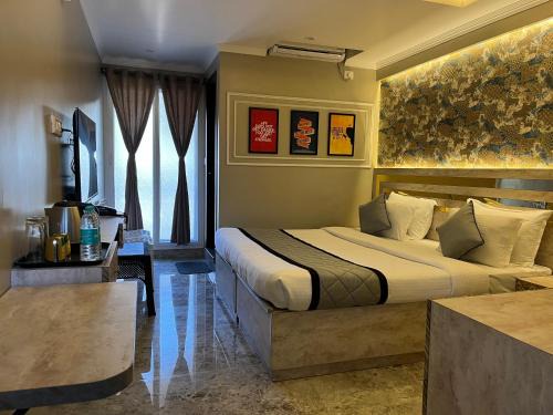 Kalyan Nagar Hotel | LG Signature Suites Kalyan Nagar