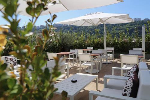 Fuorigrotta Hotel | LHP Napoli Palace & SPA