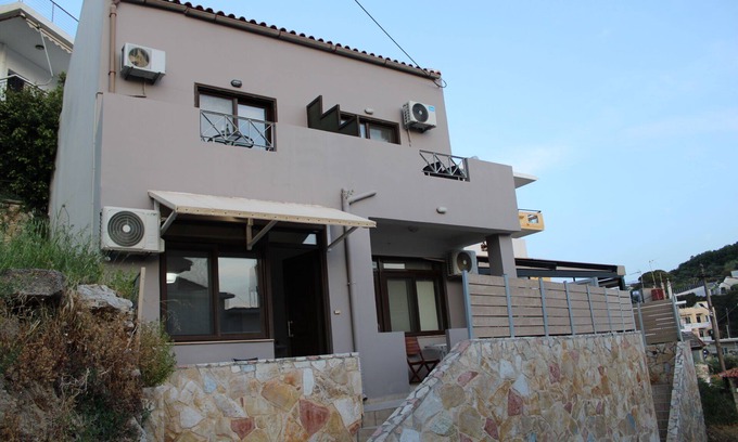 Platanias Town Apartment | Lia's apt. in Platanias Chania