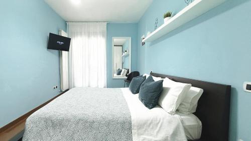 Montesilvano Apartment | Light Blue House