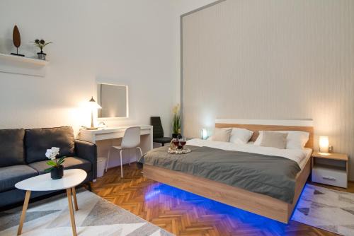Terezvaros Apartment | Light design apartment close to City park&Bath