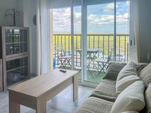 San Fernando Apartment | Lightbooking Ronda del Estero III