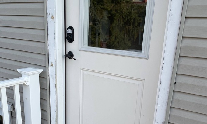 West Creek Bed & Breakfast | Lighthouse Private Studio with Parking and Entrance West Creek LBI Tuckerton