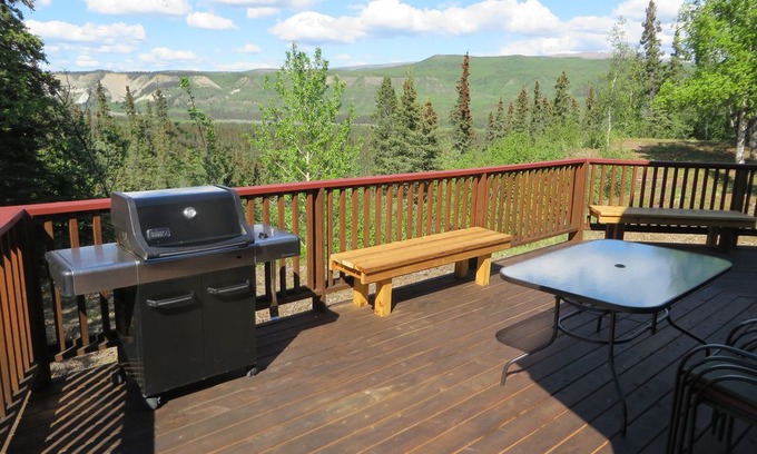 Healy House | Lignite Springs, a private wooded location just 15 miles from Denali Park.