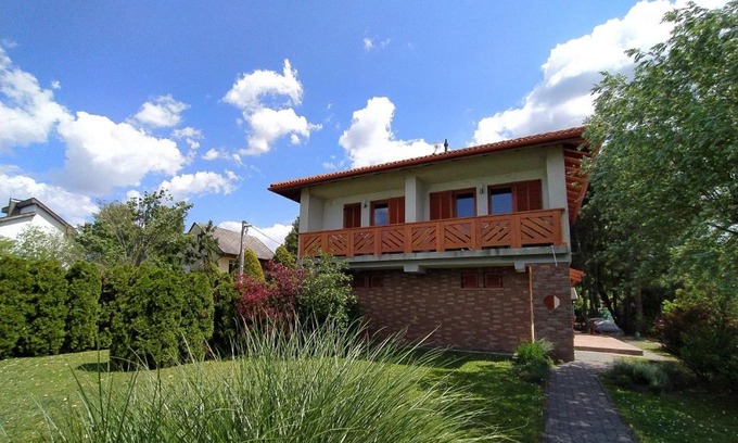 Siofok House | Lilla Villa