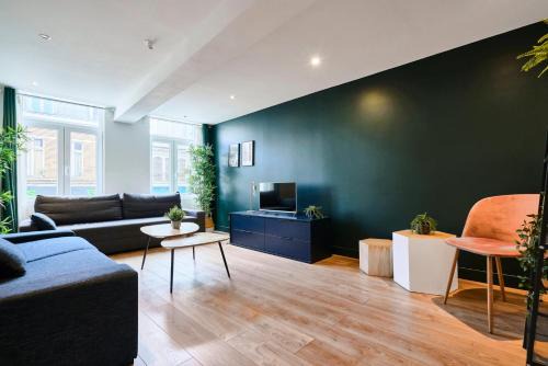 Wazemmes Apartment | Lille Centre - Superbe appart. avec terrasse !