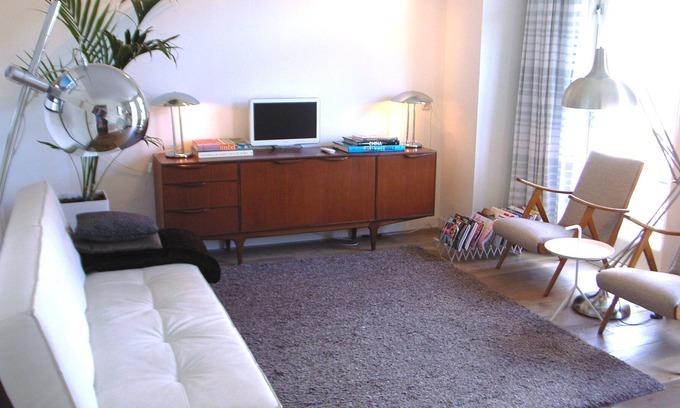 Middenmeer Apartment | Linnaeussuite, award winning stylish design apartment with roof terrace