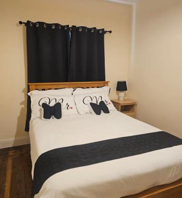 Listowel House | Listowel Town