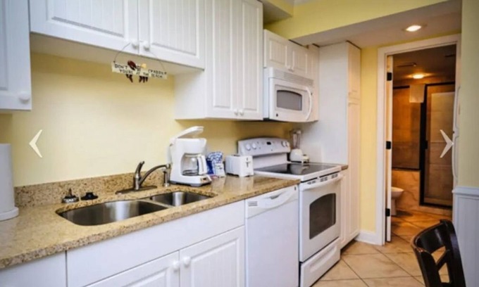 North Litchfield Beach Condo | Litchfield Beach Resort R&R Getaway