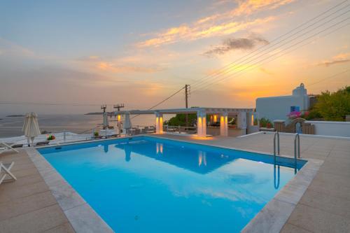 Agios Ioannis Hotel | Lithos by Spyros & Flora