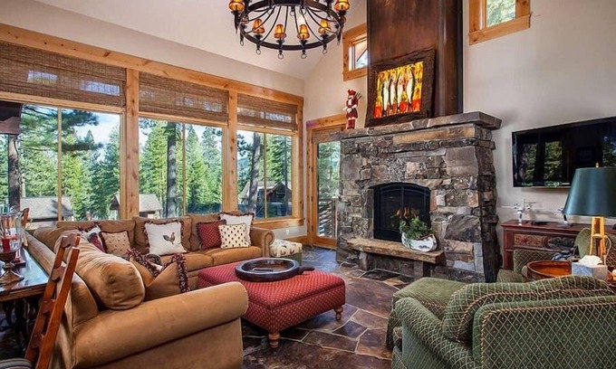 Truckee House | Little Chief By Tahoe Getaways - Martis Camp Monthly Rental Available