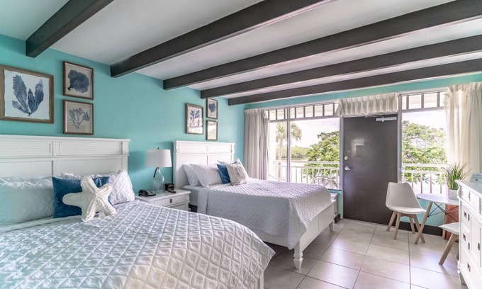 Ruskin Hotel | Little Harbor Gem | Water Views, Pet-Friendly & Close to Dining