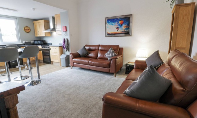 Stranraer House | LITTLE IRELAND, pet friendly, country holiday cottage in Stranraer