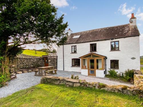 Penny Bridge House | Little Knott