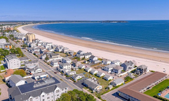 Old Orchard Beach Apartment | Little Miss Cottages - Studio - 11