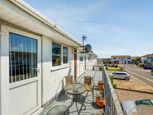 Penrhyn Bay Apartment | Little Orme Cottage