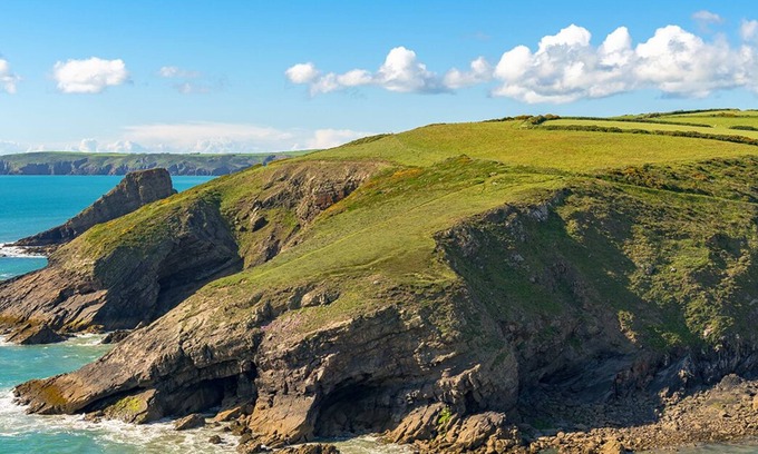 Haverfordwest Cottage | Little Rogeston Cottage, Holiday Cottage Near Nolton Haven, Sleeps 2, 1 bedrooms, bathrooms