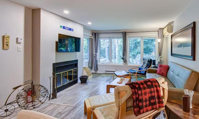 Mont-Tremblant Apartment | Little Sunshine, Nature retreat, 10min of mountain